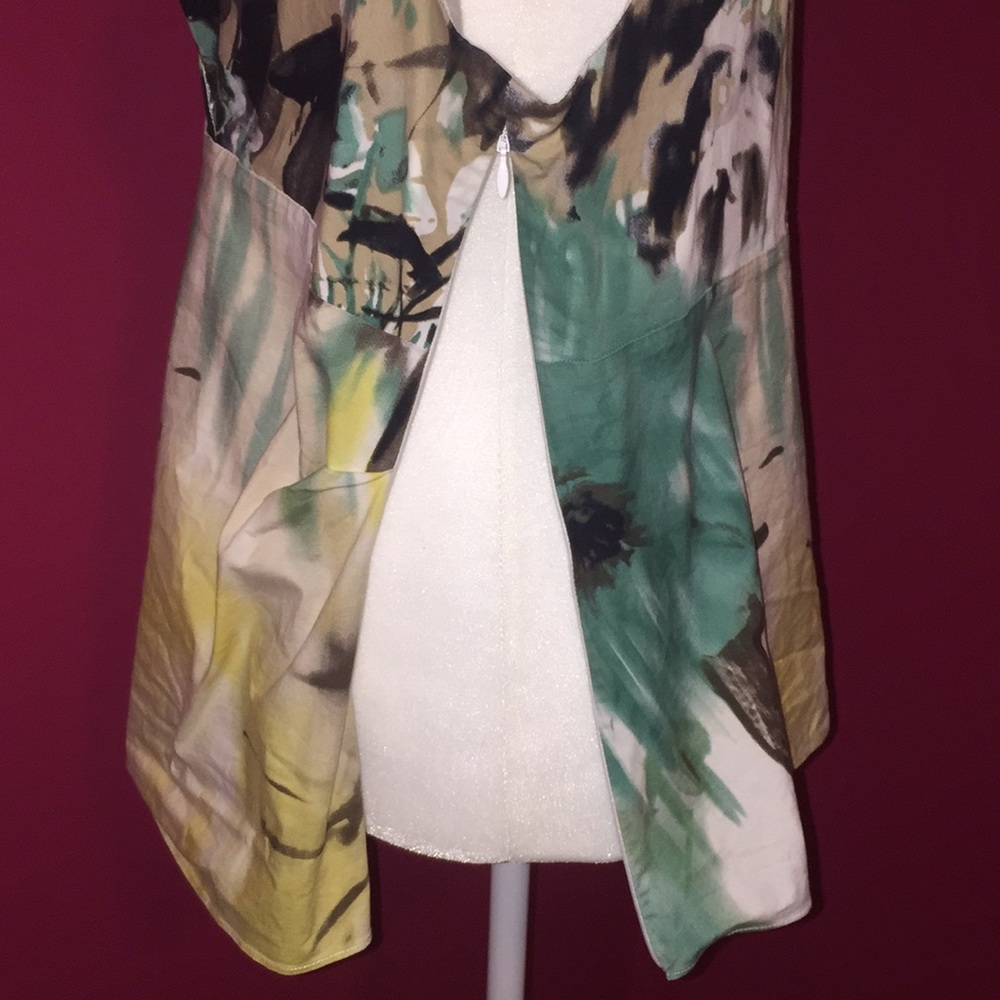 Tahari Summer blouse - Picture 3 of 3